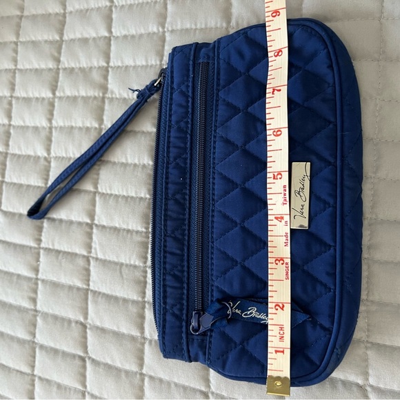 Vera Bradley Deep Blue Quilted Wristlet - Picture 4 of 5